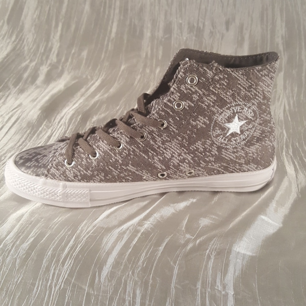 Converse Cap Toe Hi Top